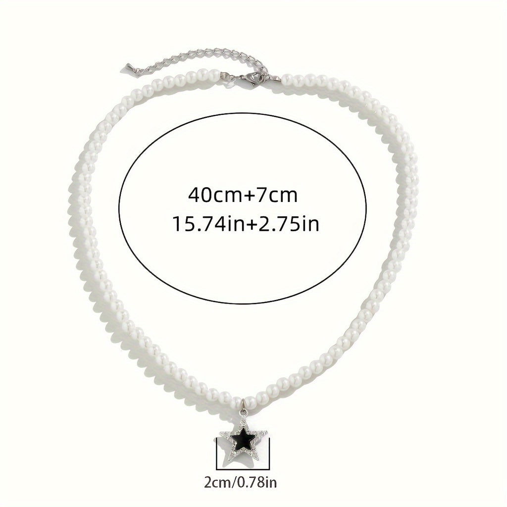 TeeShop "Pearly Stars" Faux Pearl Necklace